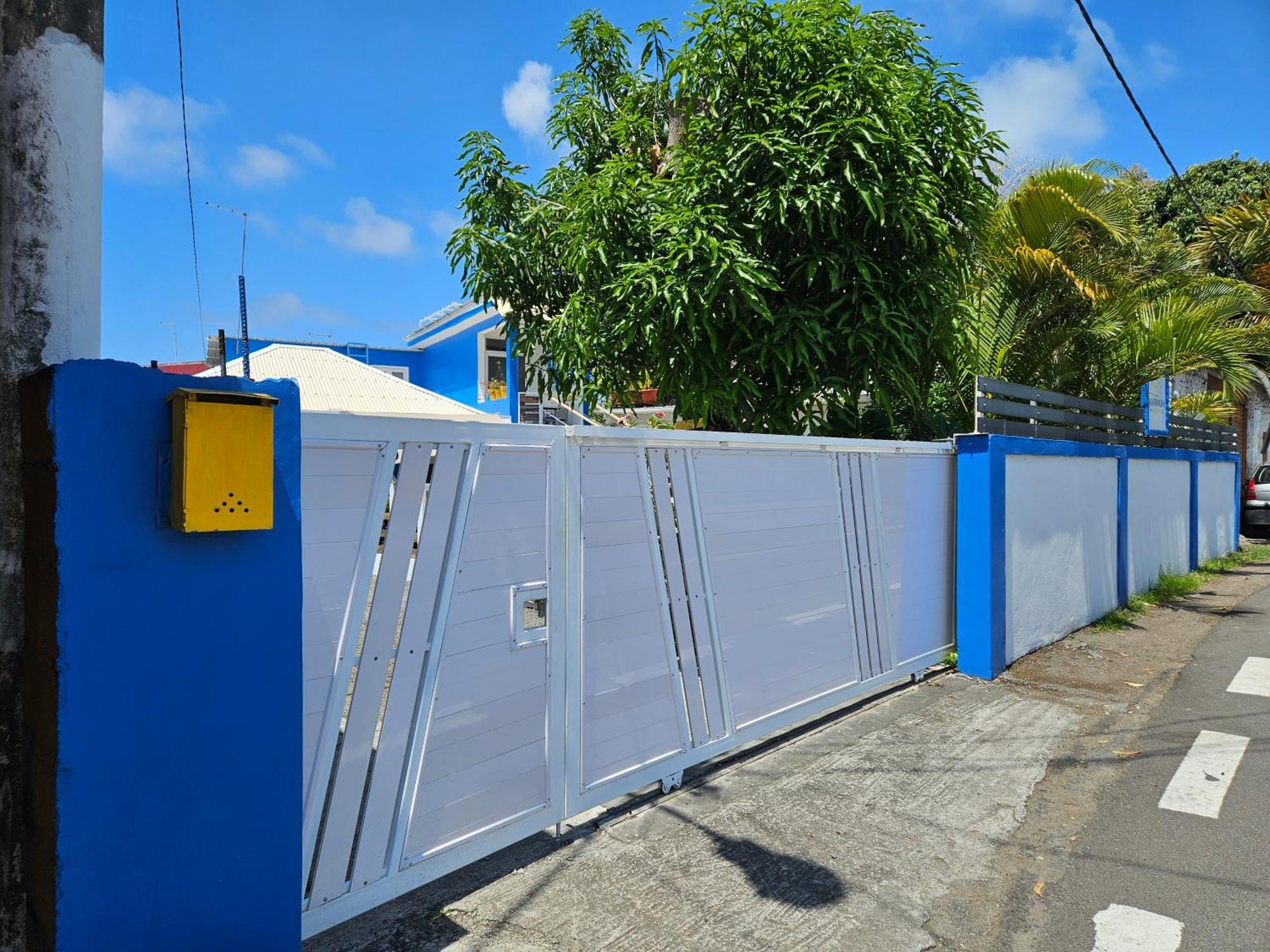 Ferienwohnung Casa Frangipani Mauritius Trou d'Eau Douce Exterior foto